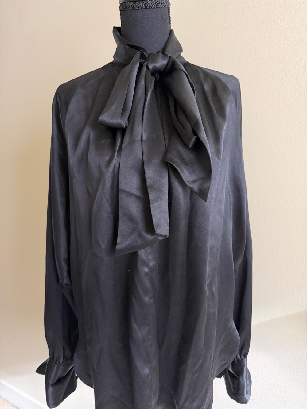 Andrea Jovine Black Silk Tie-Neck Blouse